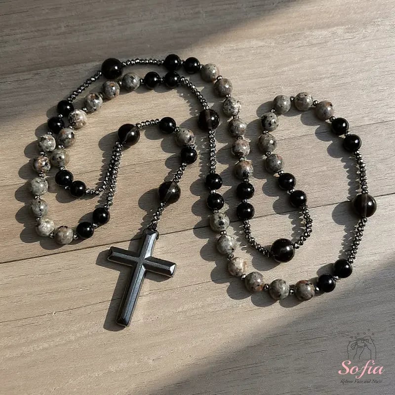 📿💫 Naszyjnik-różaniec z uzdrawiającym kryształem Yooperlite (Fire Stone) | Wisiorek ochronny reagujący na światło UV